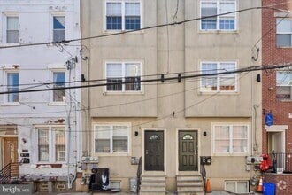 Building Photo - 1927 N Gratz St