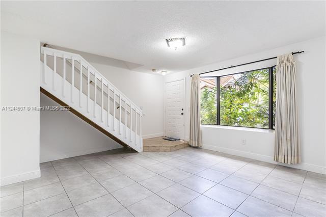 Foto del edificio - 10057 SW 77th Ct