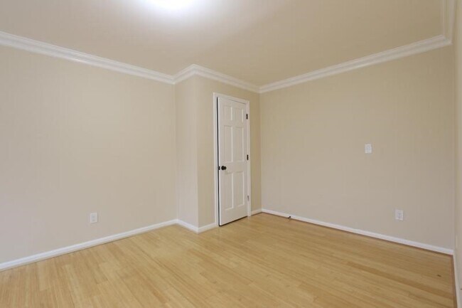 Foto del edificio - 6 Guild St