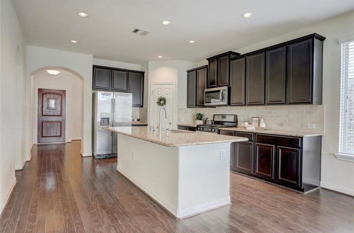 Foto principal - 9972 Spring Rock Ln
