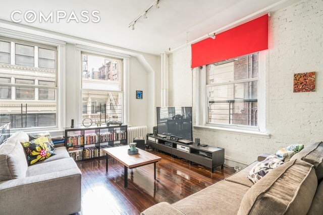 Foto del edificio - 4 W 22nd St
