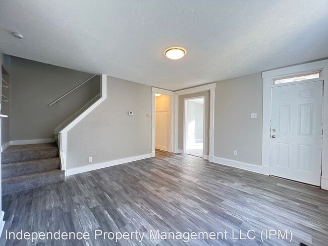 Building Photo - 3 br, 1 bath House - 319 Huffman Ave
