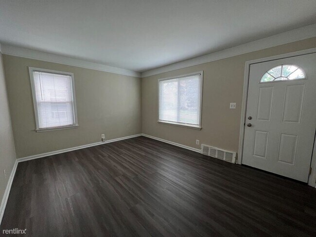 Building Photo - 3 br, 2 bath House - 1001 Bauman Avenue