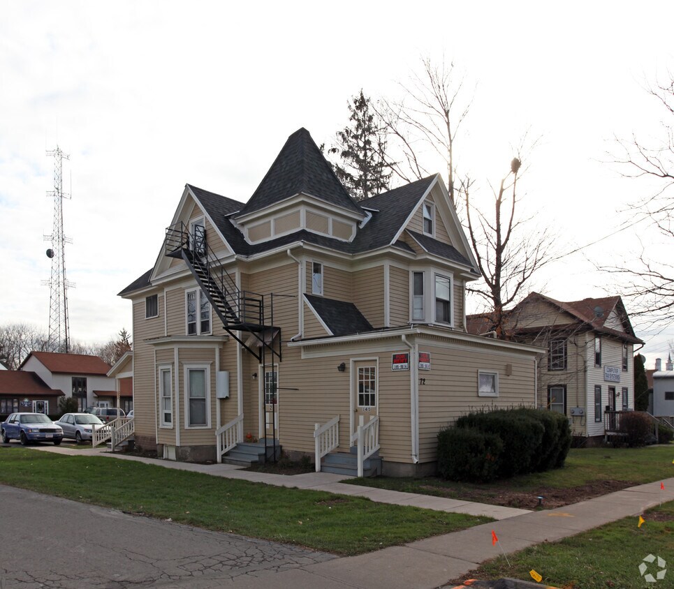 72 N Main St, Brockport, NY 14420 Apartments in Brockport, NY