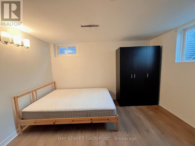 Building Photo - 12 Wakil Dr