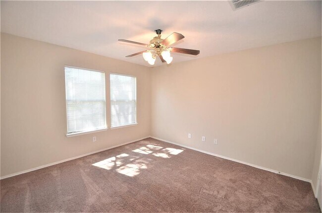 Foto del edificio - 4915 Winding View Ln