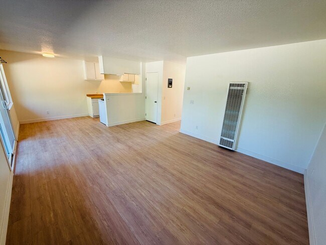 Foto del edificio - 2 bed 1 bath apartment for rent in South Lake Tahoe