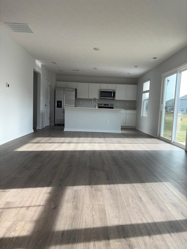 Foto del edificio - 7055 Blackmer Ridge Blvd