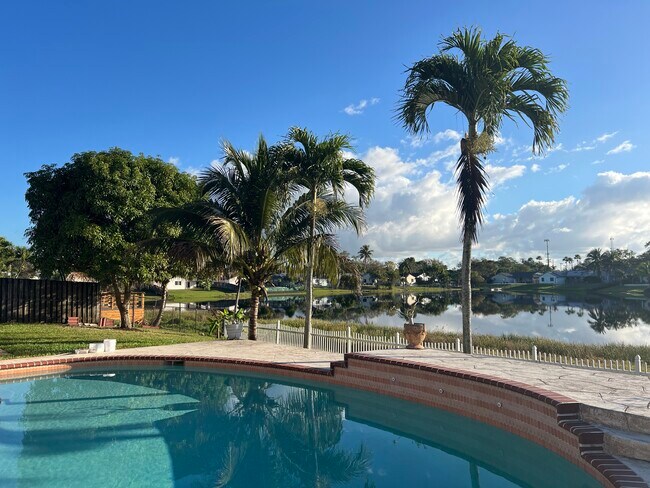 Foto del edificio - 5020 SW 120th Ave