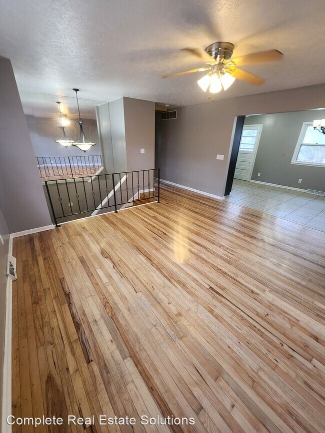 Building Photo - 4 br, 2 bath House - 1340 Johnson Drive