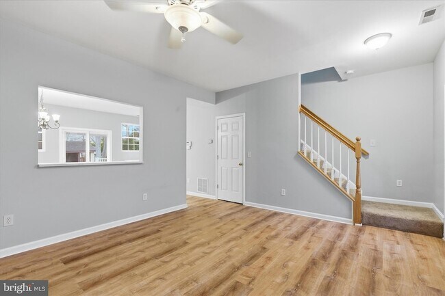 Foto del edificio - 5534 Franklin Blvd