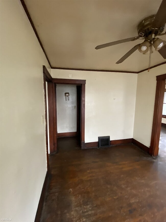 Building Photo - 1 br, 1 bath House - 1828 West Latrobe Street