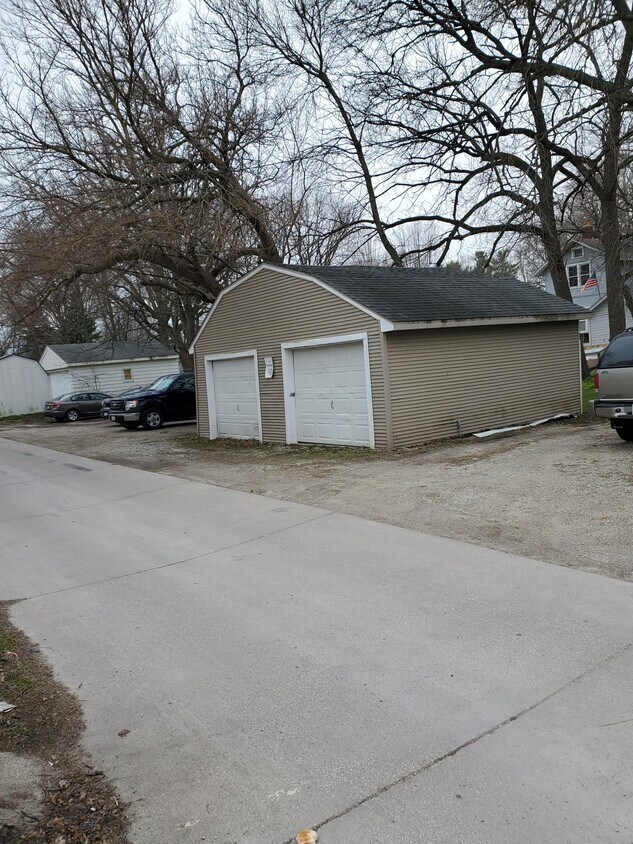 2518 Knapp St, Ames, IA 50014 House Rental in Ames, IA