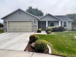 Building Photo - 13037 W Peachleaf Ct
