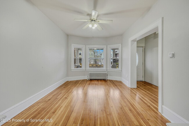 Building Photo - 611 Harrison Ave