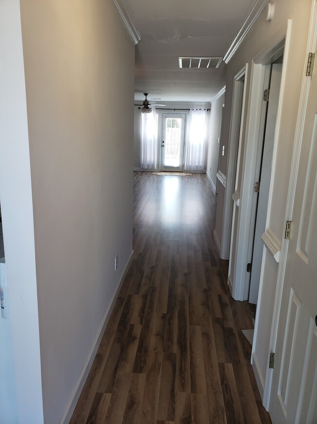 Building Photo - 404 Northrop Pl