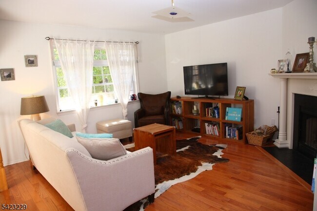 Foto del edificio - 17 Castle Dr