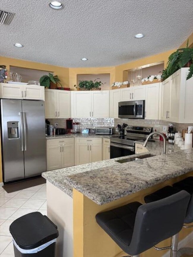 Building Photo - 7228 Chesapeake Cir