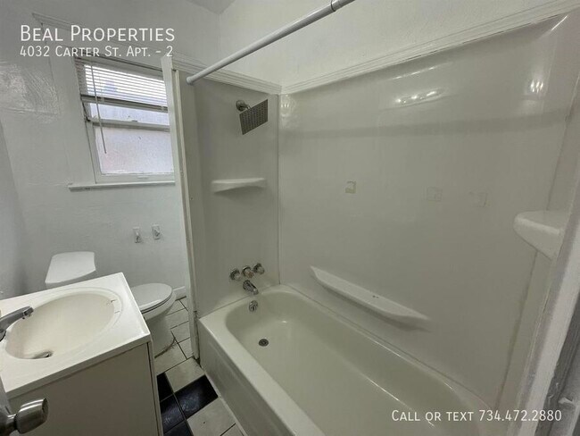 Foto del edificio - 4032 Carter St