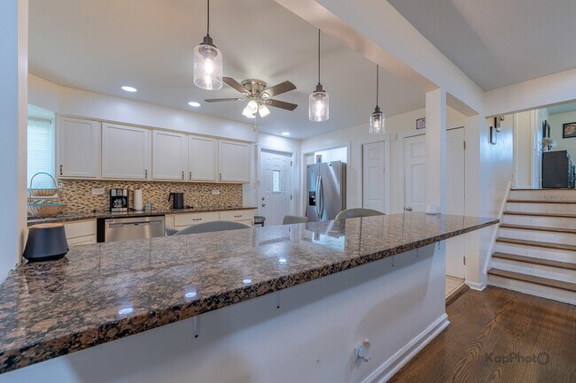 Foto del edificio - 9432 S Union Ave