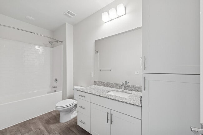Interior Photo - Ascend Cottages At Highland Square
