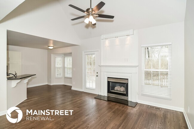 Foto del edificio - 713 Brent Glen Pl