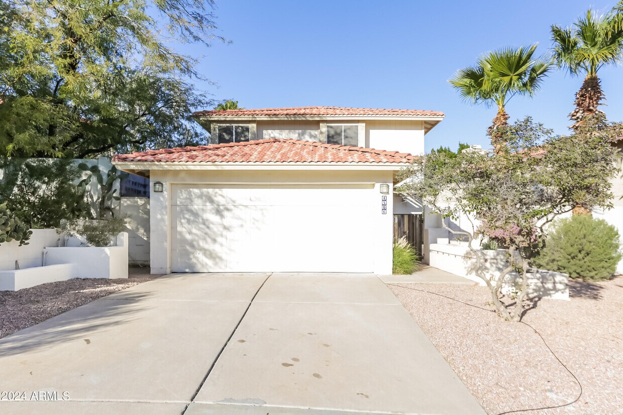 Primary Photo - 4506 E Monte Way