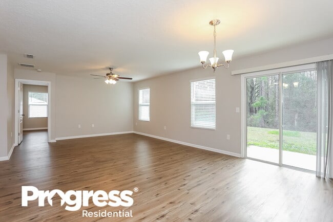 Building Photo - 7010 Sandle Dr