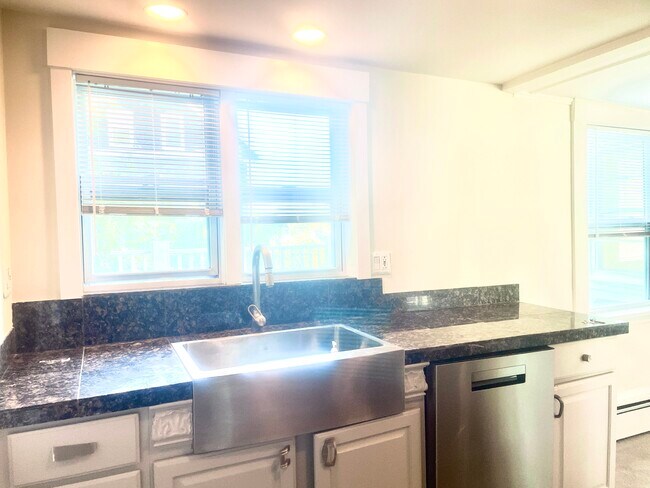 Foto del edificio - 83 Marvin Rd