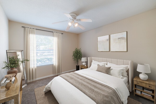 Building Photo - Medical Center