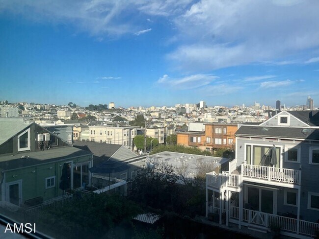 Foto del edificio - 2 br, 1 bath House - 8 Leona Terrace