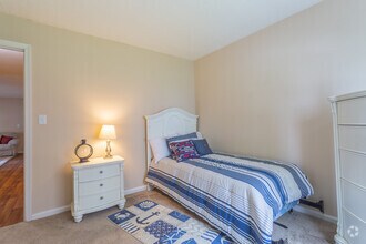 2BR,2BA,-950SF Model - Westwinds