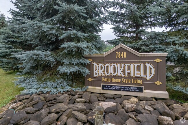 Foto del edificio - Brookfield Town Homes