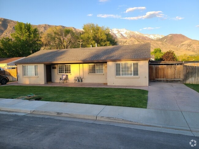 Building Photo - 1024 N 600 W