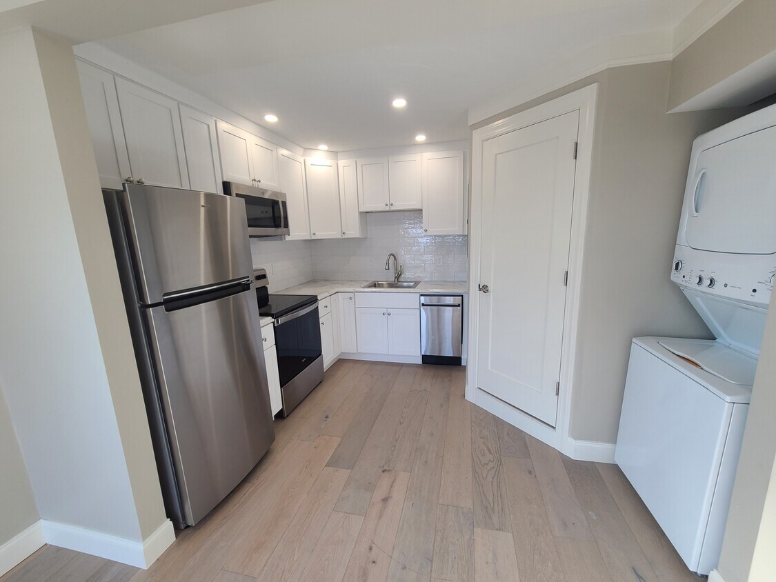 77 Harbor View Ave Unit B, Winthrop, MA 02152 Apartments in Winthrop, MA