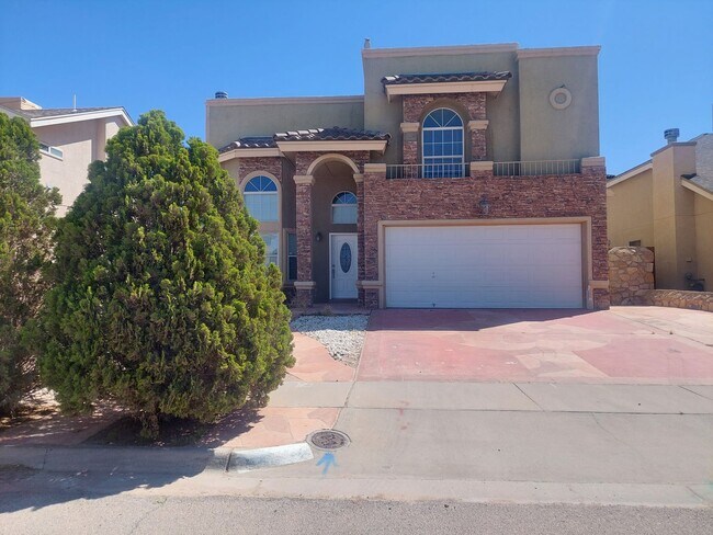 Foto del edificio - 4 BEDROOM 3 BATHROOM HOME! fully remodeled...