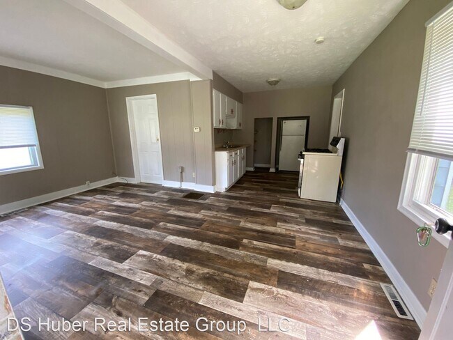 Foto del edificio - 1 br, 1 bath House - 527 Charles St