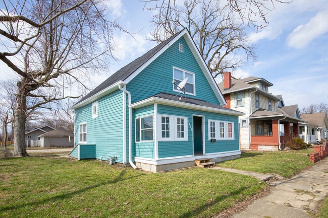 Building Photo - 1302 N Ewing St