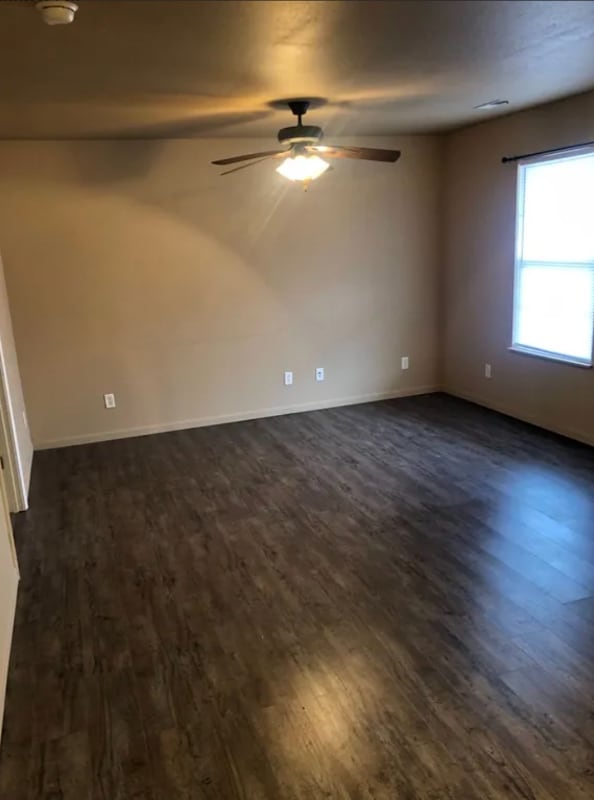 Foto del edificio - 16565 Hunters Ridge Ln