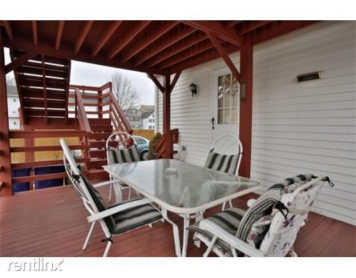 Building Photo - 2 br, 1 bath  - 33 Neptune Cir # 1