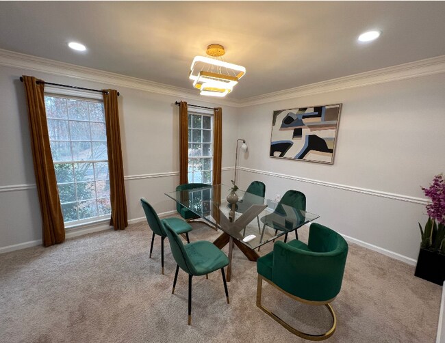 Foto del edificio - 1811 Milford Creek Ct SW