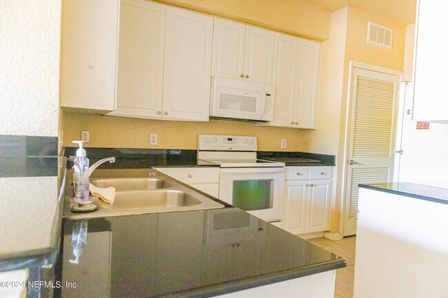 Foto del edificio - 4259 Southside Blvd