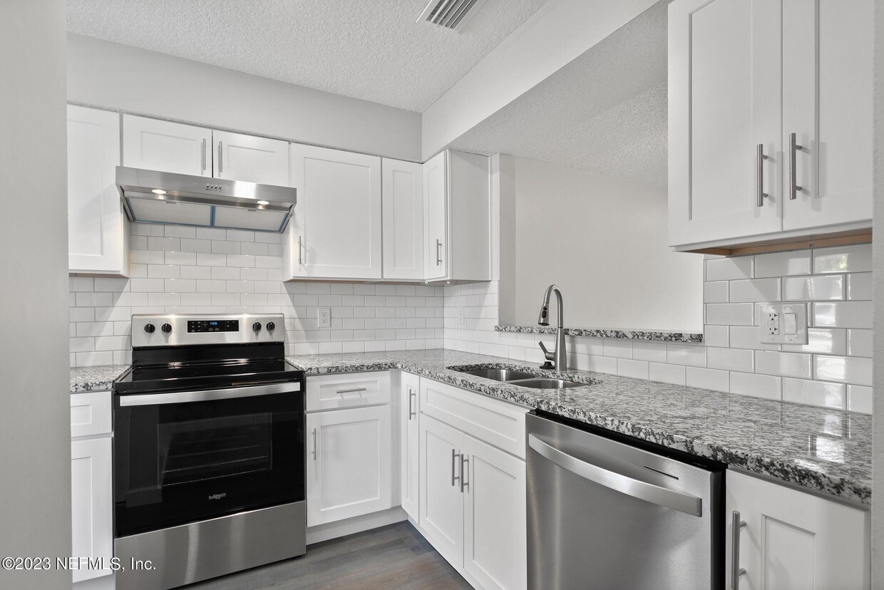 Foto principal - 7659 Arble Dr
