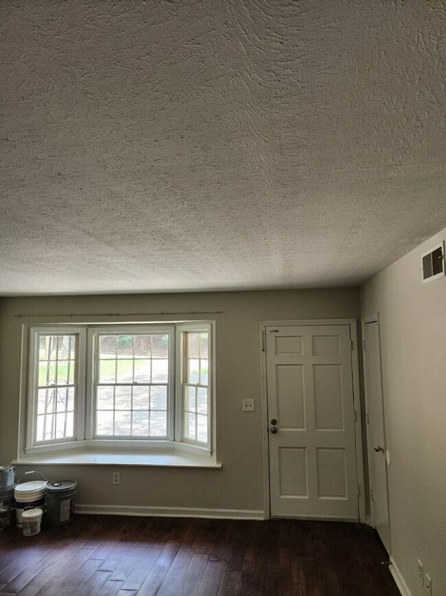 Building Photo - 3130 Weems Rd