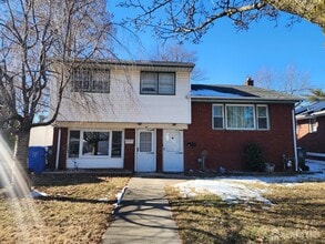 Building Photo - 47 Thorpe Ave