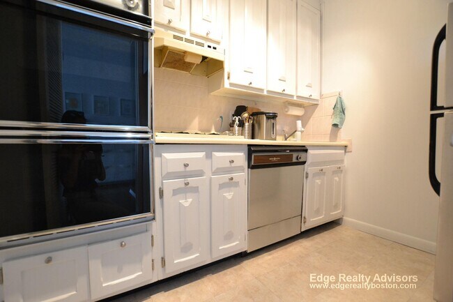 Foto del edificio - 65 E India Row