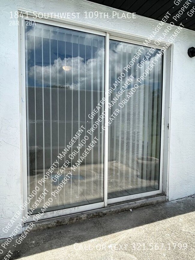 Foto del edificio - 1841 SW 109th Pl