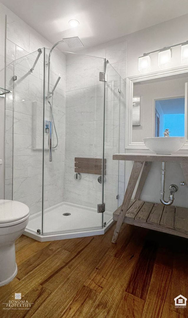 Foto del edificio - Modern 1BD/2BA Loft Just Minutes from Down...