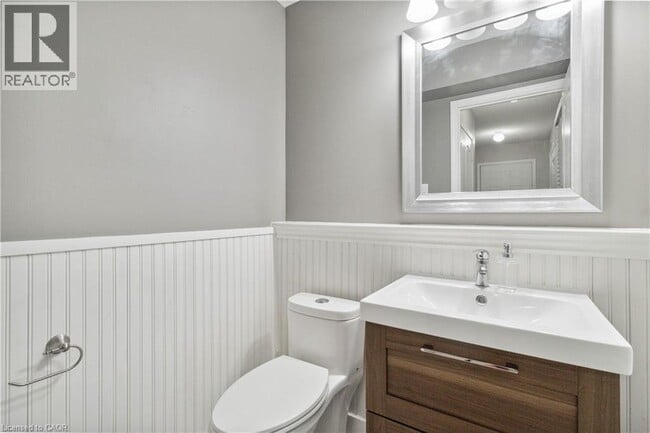 Building Photo - 2245 Pathfinder Dr