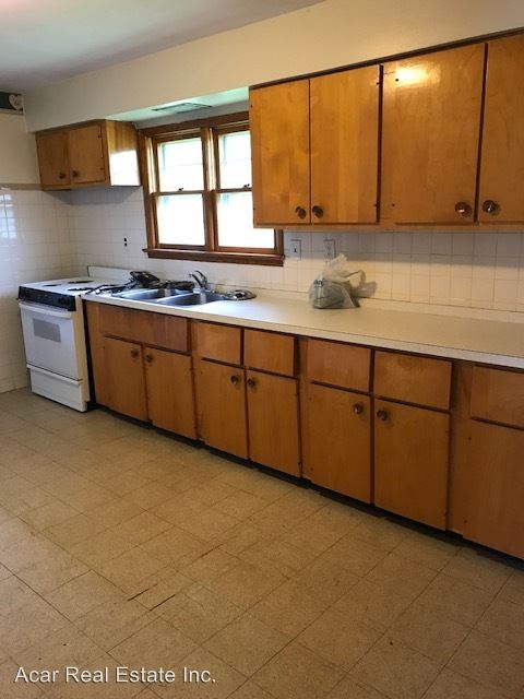 Building Photo - 907 Arkansas Ave